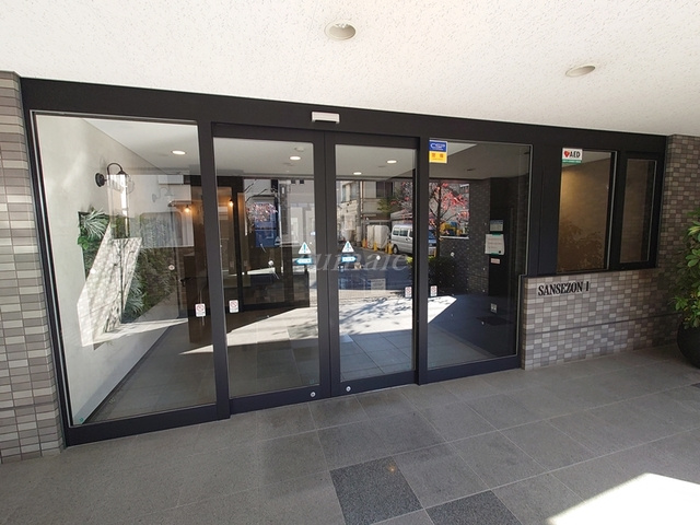 サンセゾンⅠのエントランス|エントランスです☆