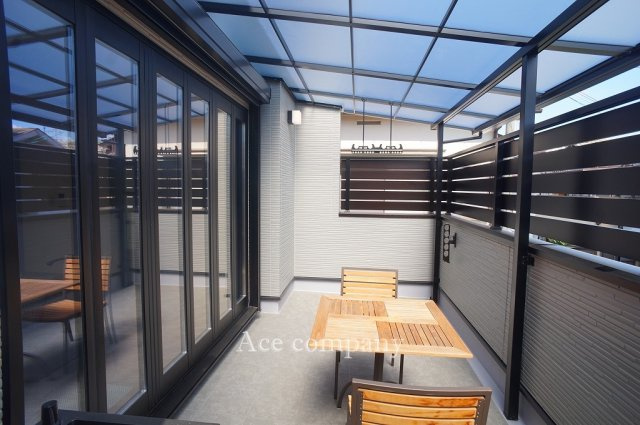 【バルコニー】 | 八尾市曙町2丁目 | 2Fワイドバルコニー☆雨除けテラス屋根・目隠しフェンス付きです☆