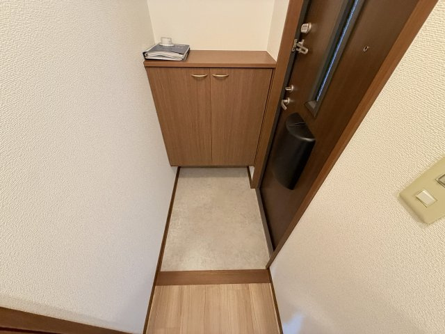 【玄関】 | ルミエール　B棟