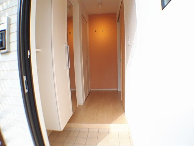 アバンツァート岩槻の玄関