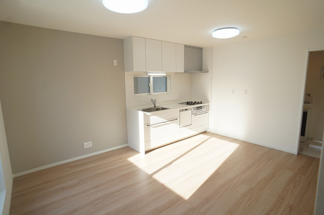 【居間・リビング】 | 平野区長吉六反4丁目 | 【LDK：10帖】