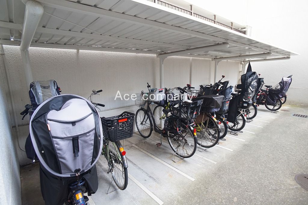 【駐輪場】の画像