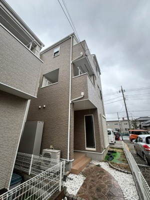 【外観】 | 川口市領家三丁目戸建 | 落ち着いた雰囲気の外観です