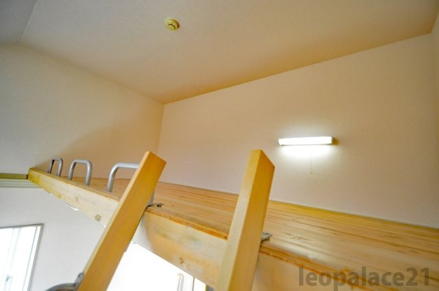 レオパレスウィステリアＣの内装