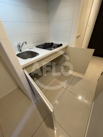 S-RESIDENCE難波Brillerの内装|S-RESIDENCE難波Briller　キッチン収納