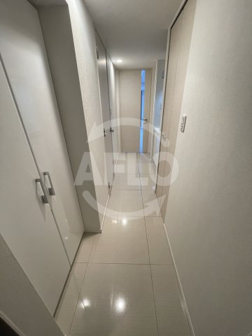 S-RESIDENCE難波Brillerの玄関|S-RESIDENCE難波Briller　玄関