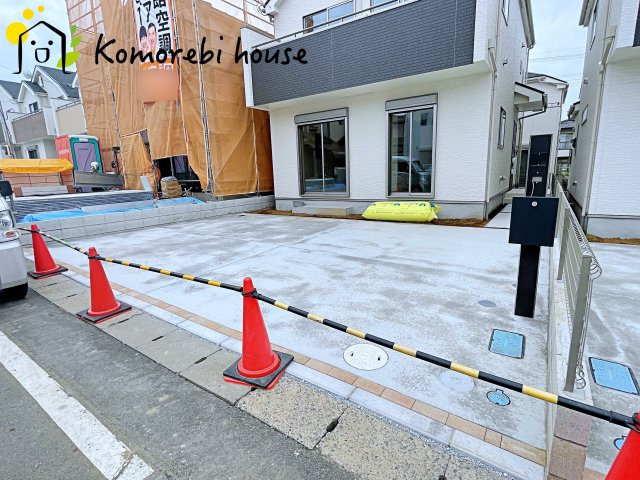 北本市宮内　２期　新築一戸建て　ハートフルタウン　Qの駐車場|駐車場に車を止められます