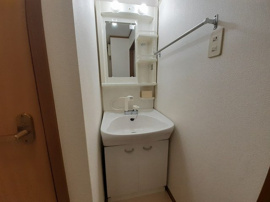 コンパクトで使いやすい洗面所