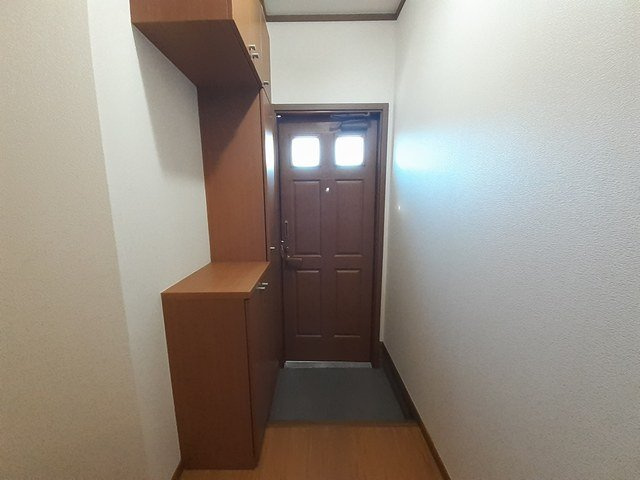 明るい玄関です