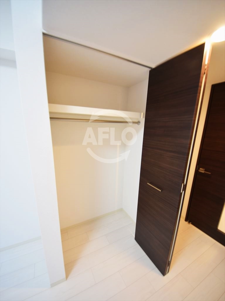 エステムコート難波ＩＶアトリの収納|クローゼット