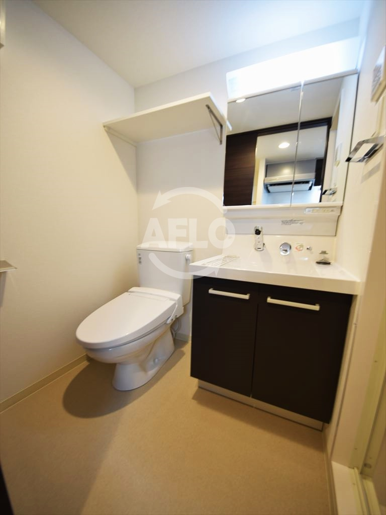 エステムコート難波ＩＶアトリの洗面所|洗面脱衣所