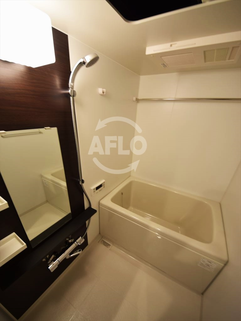 エステムコート難波ＩＶアトリの浴室|浴室換気乾燥暖房機付バスルーム