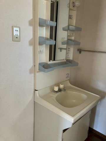 DENわたらせの洗面所