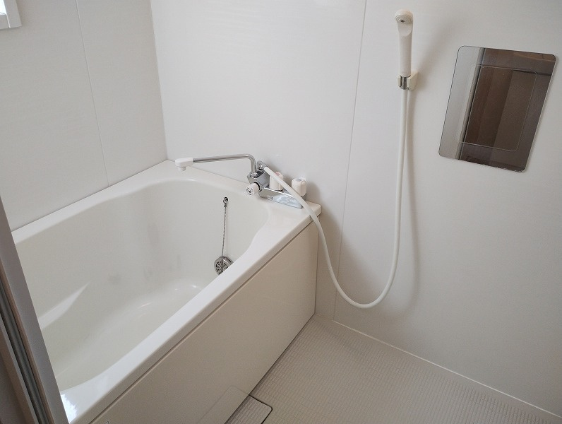 コンパクトで使いやすいお風呂です