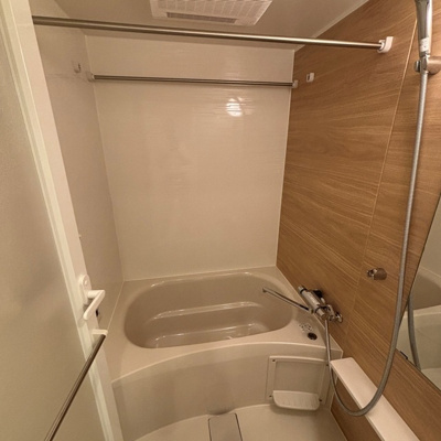 【浴室】 | パークアクシス新宿西落合 | ※写真は同タイプ住戸です。
