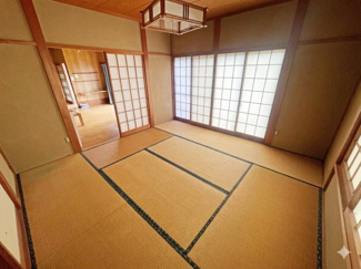 【和室】 | 笠間市笠間2LDK平家中古住宅 | 室内をイメージしやすくするため、一部のお荷物を加工で消去しております。