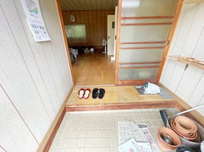 【玄関】 | 笠間市笠間2LDK平家中古住宅
