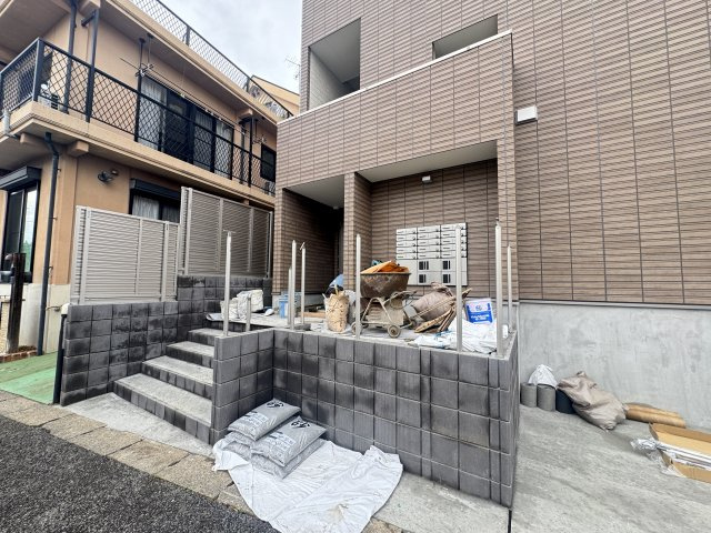 ASJ南流山のエントランス