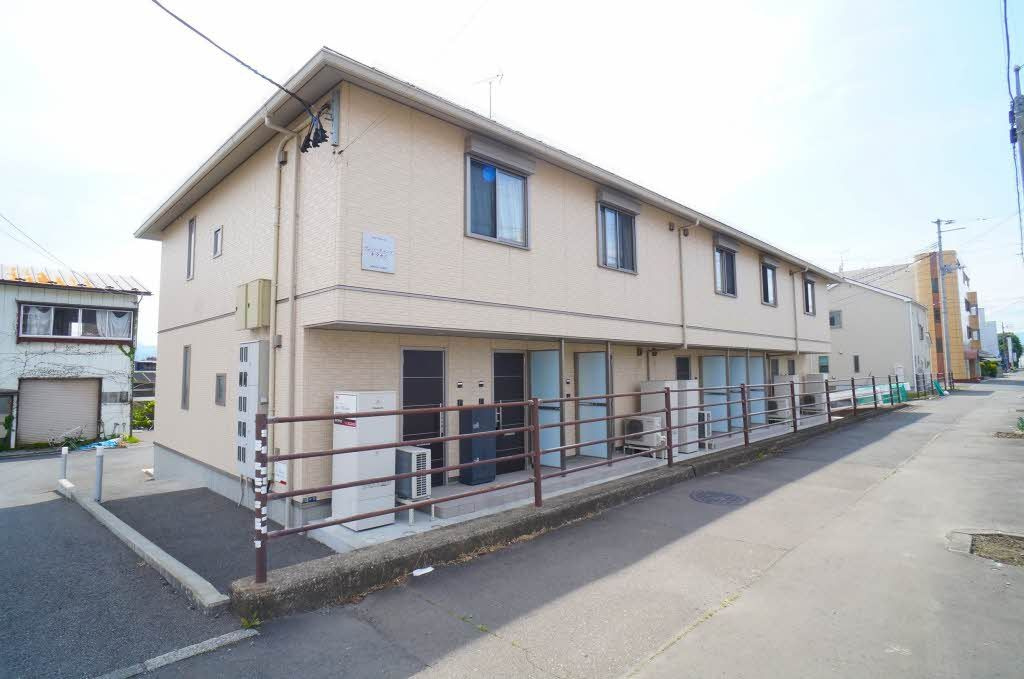 ランバーキャンプキタカミの外観