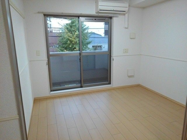 エステージの寝室