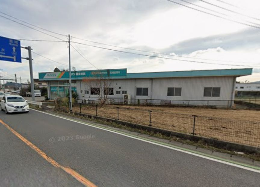 都城市高崎町大牟田の事務所の外観