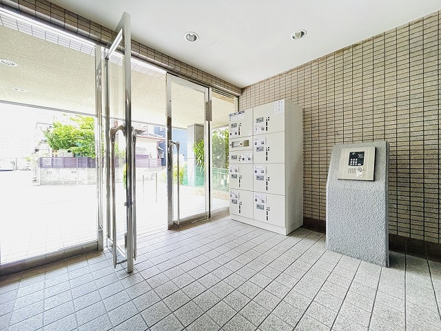 【エントランス】 | JGMヴェルデ春日2番館