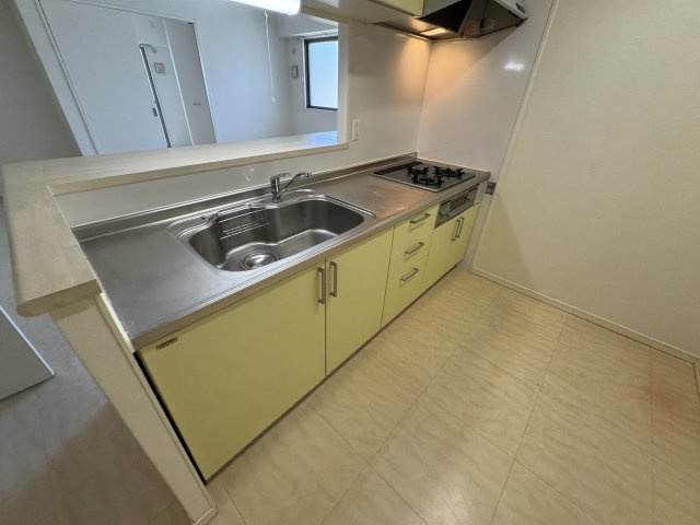 ファイブコート向丘のキッチン