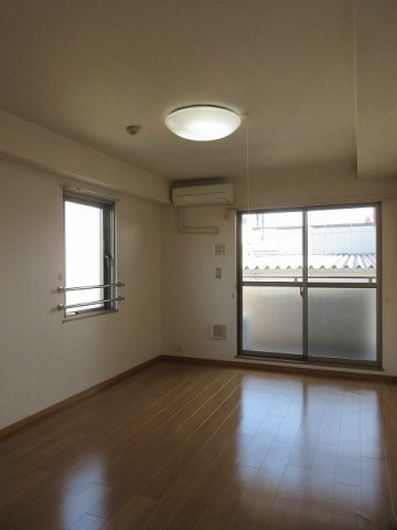 【内装】 | ヴィヴァーチェ東石井