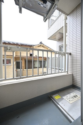 【バルコニー】 | ジプソフィラ板橋本町 | 暖かな日差しのふりそそぐバルコニー