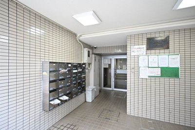 【エントランス】 | ジプソフィラ板橋本町 | 落ち着いたエントランスです