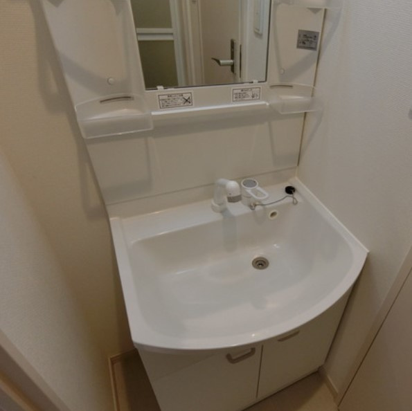 リブリ・川越旭町の洗面所