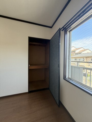 【洋室】 | メゾン向陽台B棟