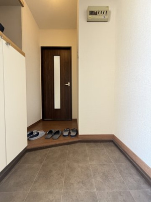 【玄関】 | メゾン向陽台B棟