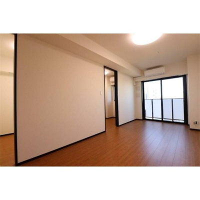 【居間・リビング】 | GENOVIA南千住Ⅲskygarden | ゆったりとしたリビングです