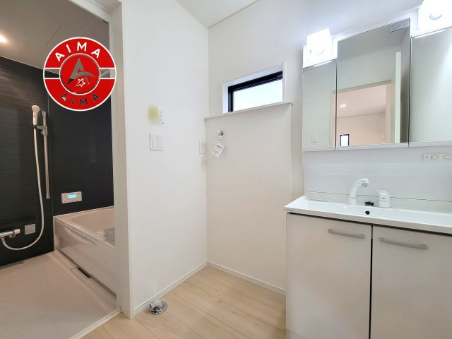 古賀市天神1丁目第9-2棟（2号棟）の脱衣所|脱衣所、洗面所は小さなプライベートスペース。歯磨き、洗顔と毎日施す個人空間。