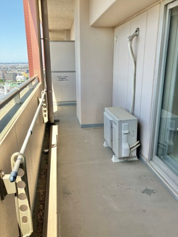 オーベルタワー川口コラージュのバルコニー