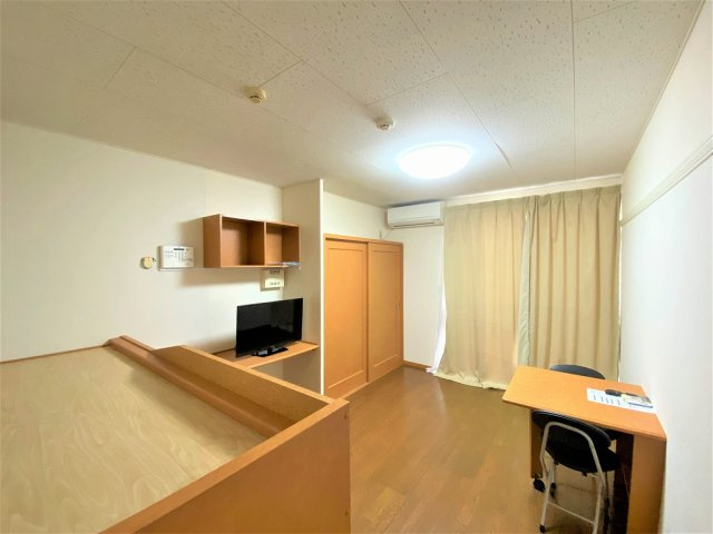 レオパレスＭＯＯＮの居間・リビング|設備・仕様は号室により異なる為、現況を優先します。