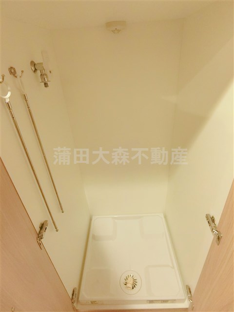 ルーブル多摩川南六郷の設備|上部収納付室内洗濯機置き場