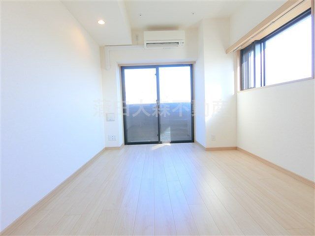 ルーブル多摩川南六郷の居間・リビング