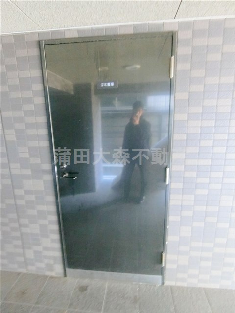 ルーブル多摩川南六郷のその他共用部分|ゴミ捨て場