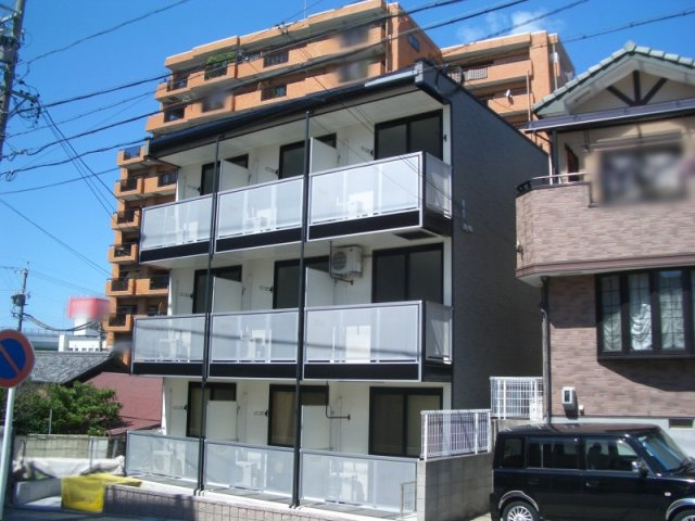 レオパレス名古屋正木の外観
