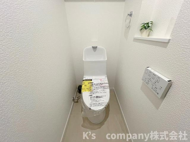 茅ヶ崎市中海岸4丁目　シーサイド茅ヶ崎のトイレ|お好きなグリーンを置くことのできるスペース付きのトイレ◇