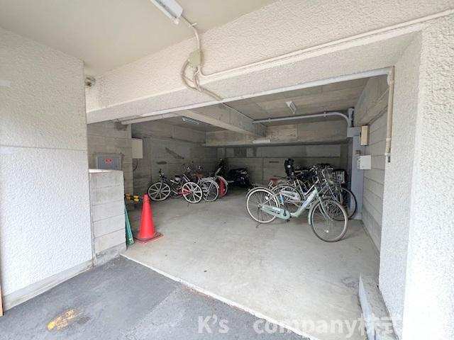 茅ヶ崎市中海岸4丁目　シーサイド茅ヶ崎の駐輪場|駐輪スペース◇
