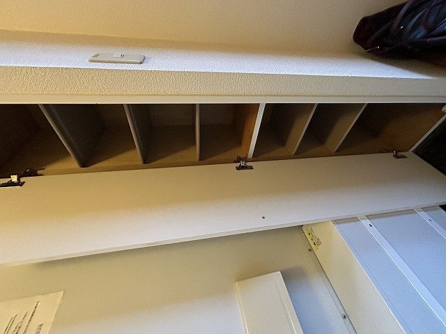 レオパレスエスペーロ本町の玄関|備品や設備仕様は号室等により異なります現地をご確認下さい。