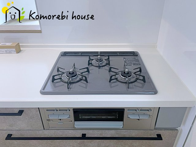 北本市宮内　２期　新築一戸建て　ハートフルタウン　Rのキッチン|コンパクトなキッチンで掃除もラクラク