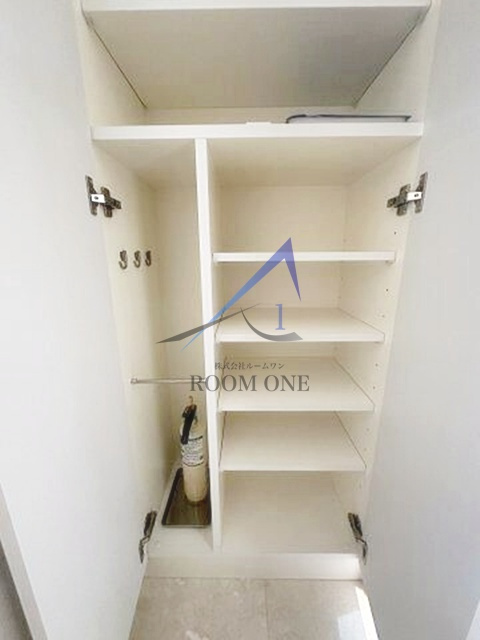 リライア浅草のその他|シューズボックスです。