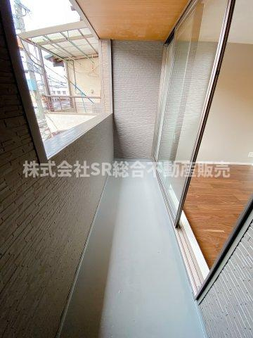 角田2丁目中古戸建のバルコニー|少々の雨が降っても大丈夫なインナーバルコニー♪