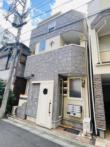 La Provence du KAMATAの外観