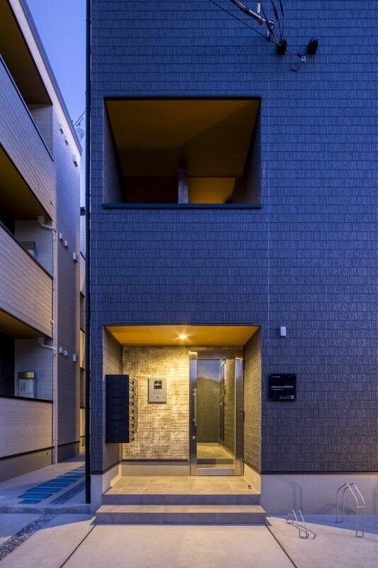 robot home 愛宕町Bのエントランス