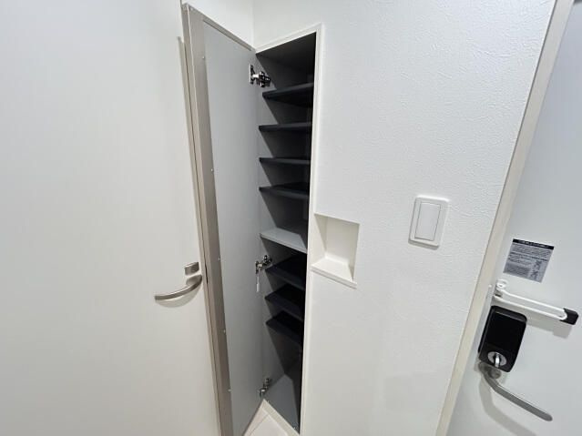ＣＢ原市セレーナの収納